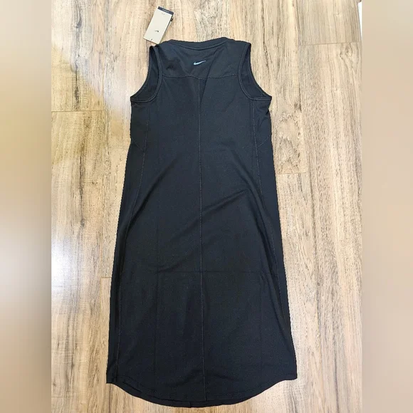 Nike (M)Women's Dri-FIT Slim-Fit Knit Dress(Maternity) - Picture 6 of 14